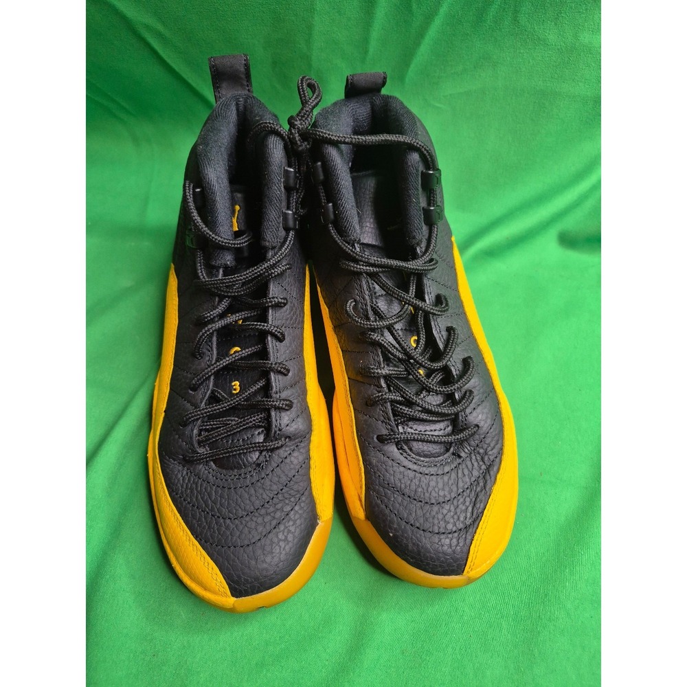 Air Jordan 12 Retro "University Gold"